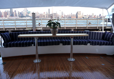 Neww york  yacht justine fantail